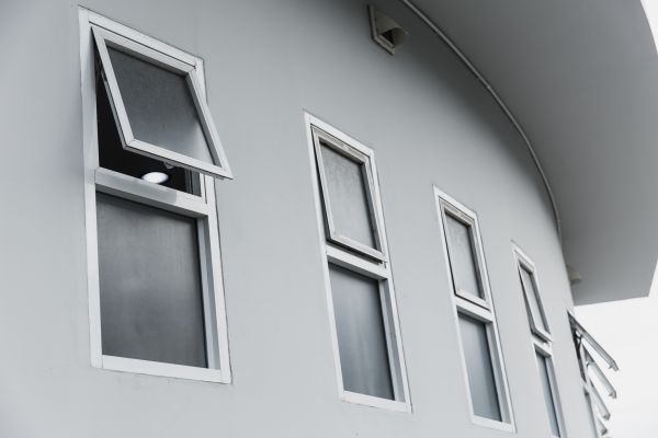 Cost of Awning Windows Installation in Spokane